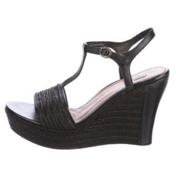 UGG Fitchie T strap Wedge Sandals Black Size 8.5 - Picture 2 of 8